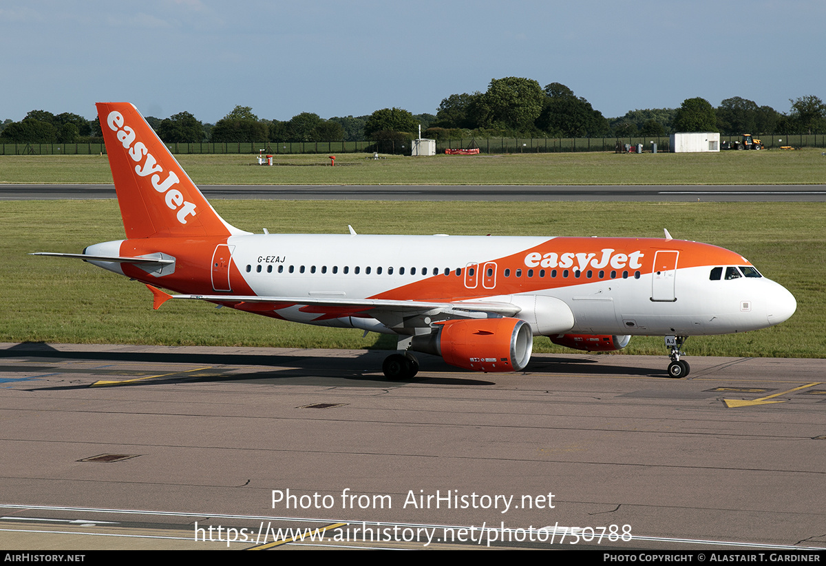 Aircraft Photo of G-EZAJ | Airbus A319-111 | EasyJet | AirHistory.net #750788