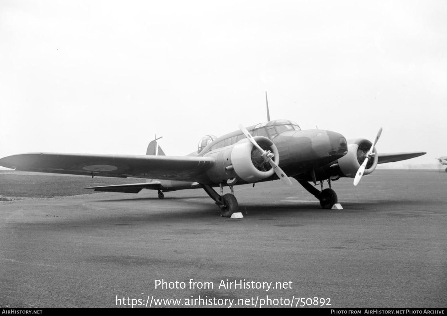 Aircraft Photo of R9816 | Avro 652A Anson IV | UK - Air Force | AirHistory.net #750892