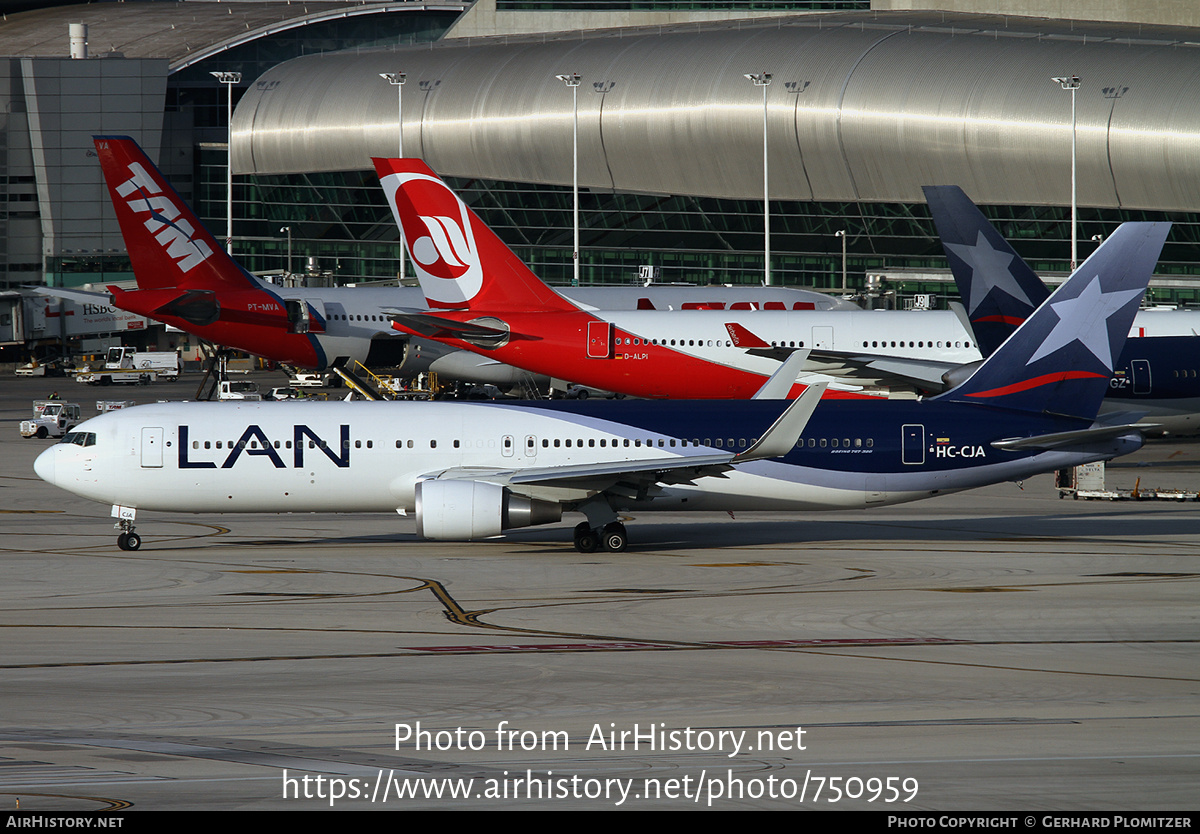 Aircraft Photo of HC-CJA | Boeing 767-316/ER | LAN Airlines - Línea Aérea Nacional | AirHistory.net #750959