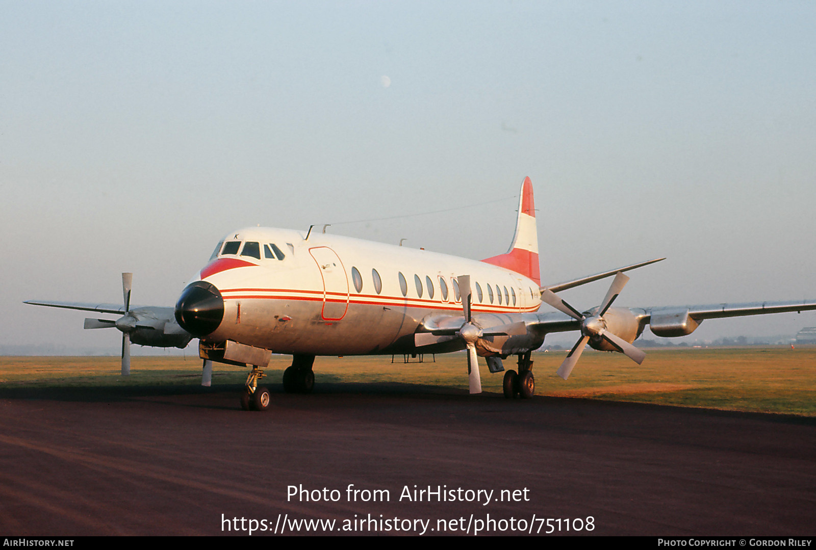 Aircraft Photo of OE-LAK | Vickers 837 Viscount | AirHistory.net #751108