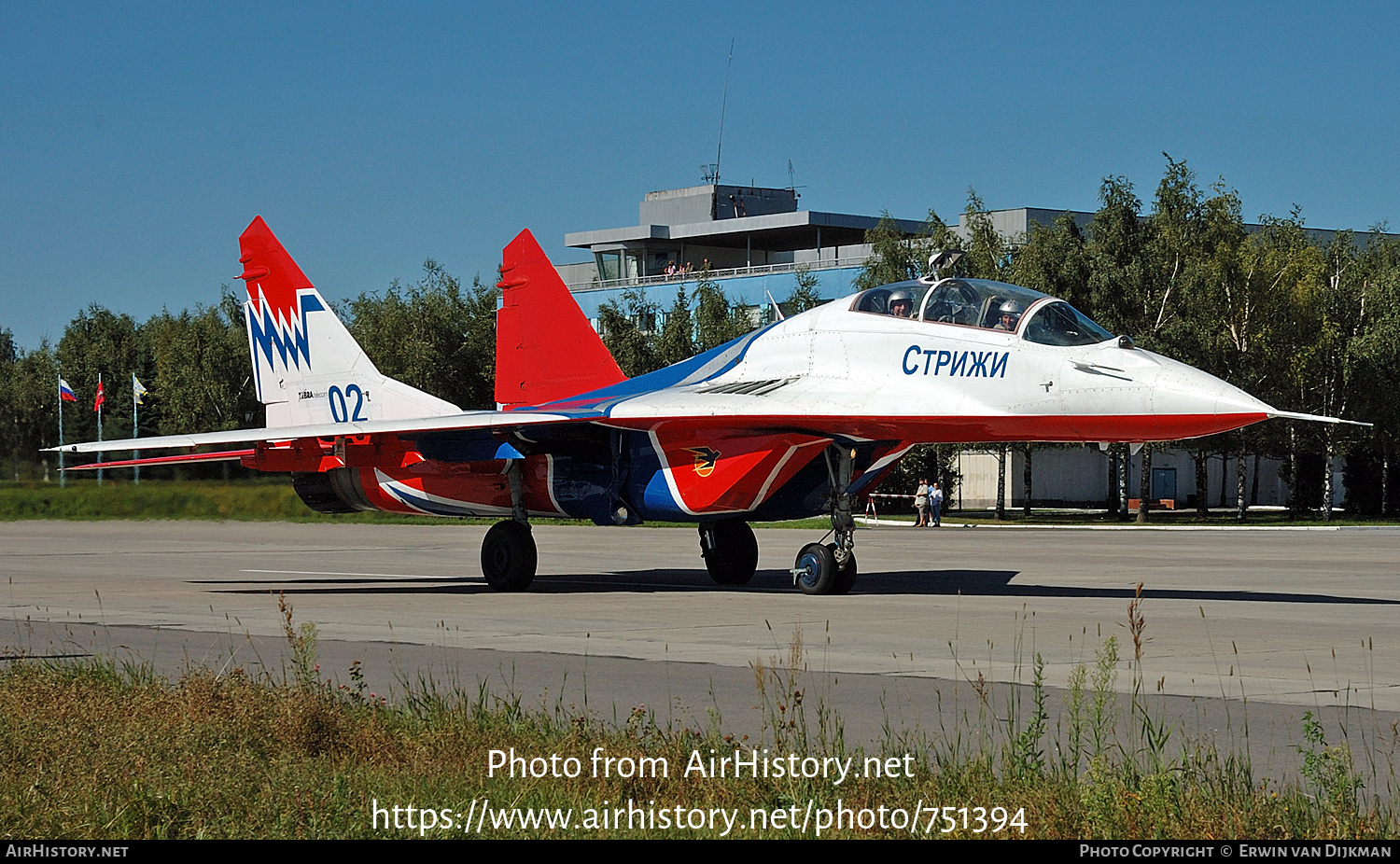 Aircraft Photo of 02 blue | Mikoyan-Gurevich MiG-29UB (9-51) | Russia - Air Force | AirHistory.net #751394