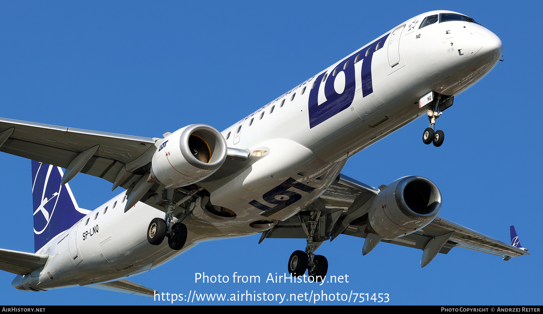 Aircraft Photo of SP-LNQ | Embraer 195AR (ERJ-190-200IGW) | LOT Polish Airlines - Polskie Linie Lotnicze | AirHistory.net #751453