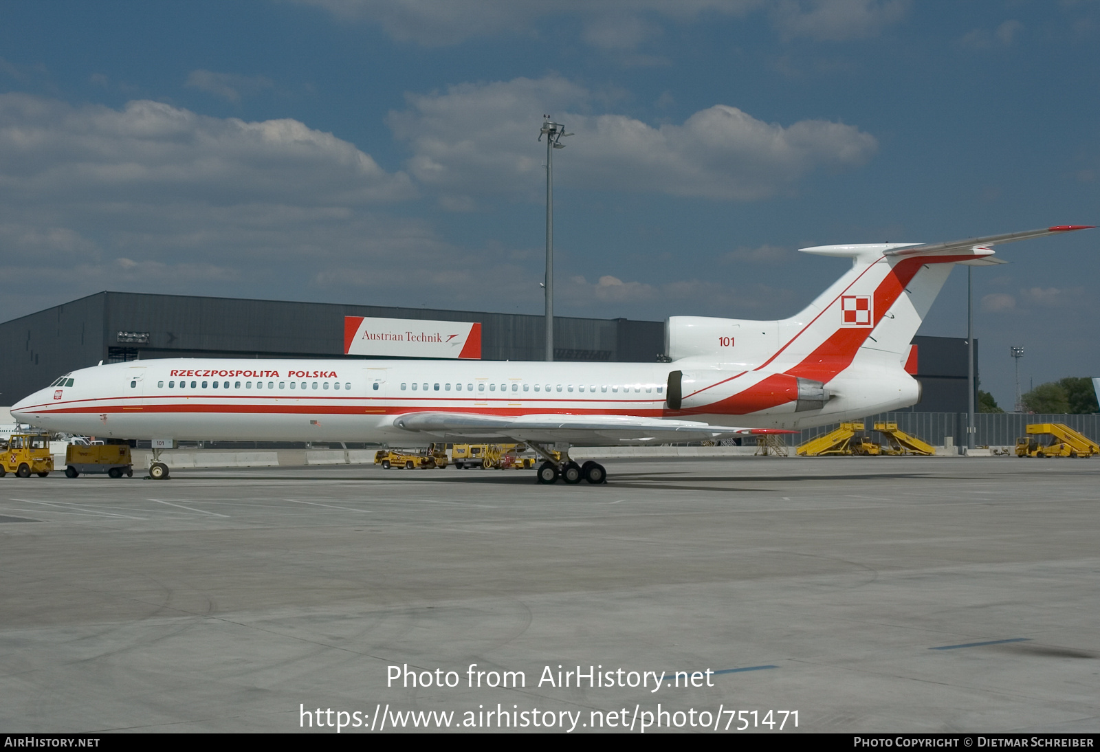 Aircraft Photo of 101 | Tupolev Tu-154M | Poland - Air Force | AirHistory.net #751471