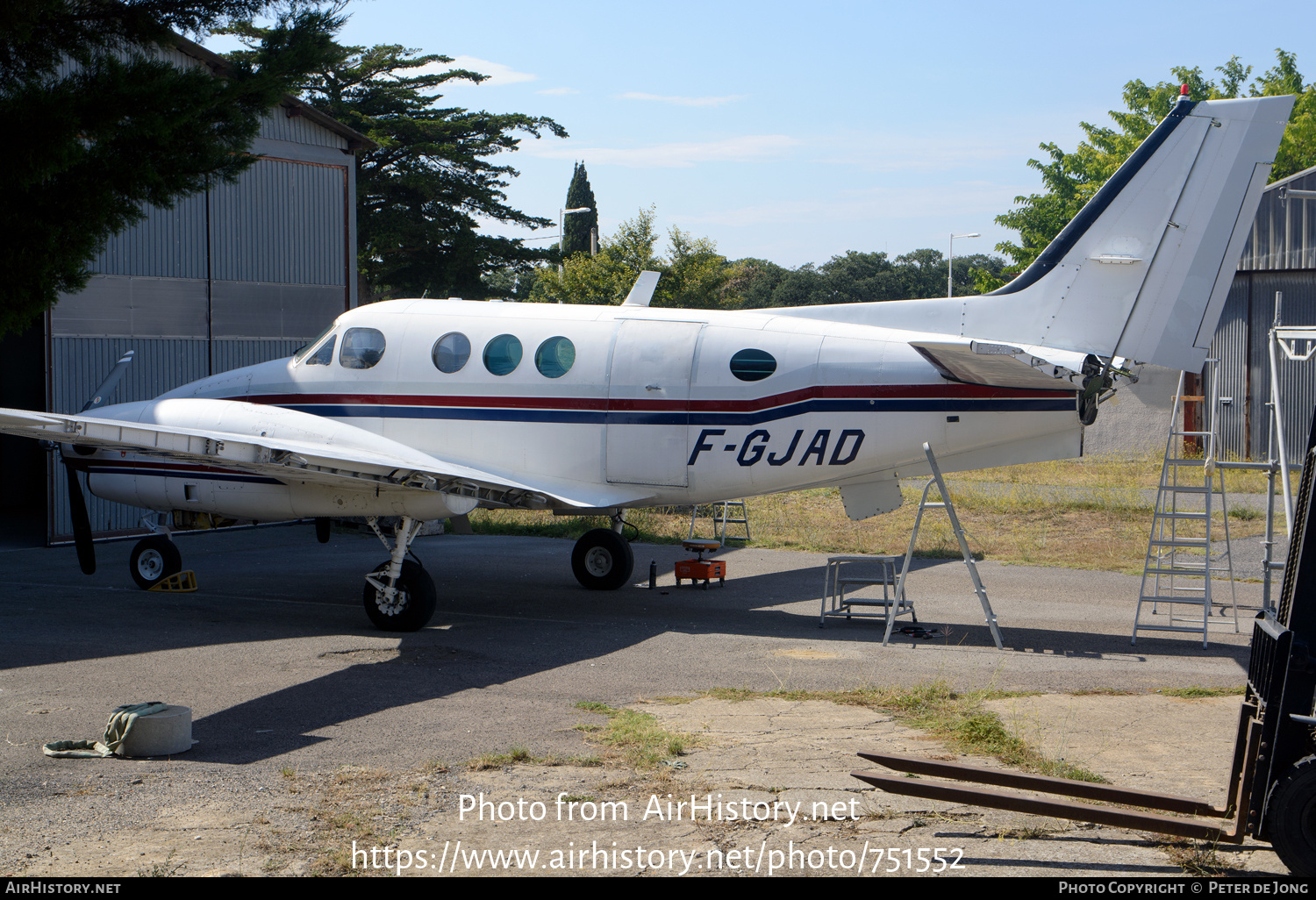 Aircraft Photo of F-GJAD | Beech E90 King Air | AirHistory.net #751552