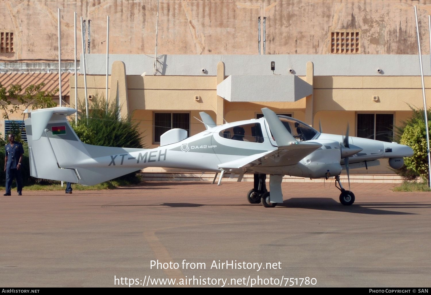 Aircraft Photo of XT-MEH | Diamond DA42 M-NG | Burkina Faso - Air Force | AirHistory.net #751780