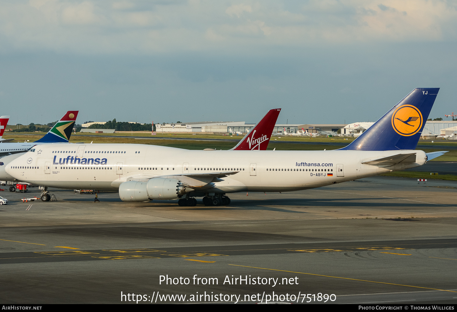 Aircraft Photo of D-ABYJ | Boeing 747-830 | Lufthansa | AirHistory.net #751890