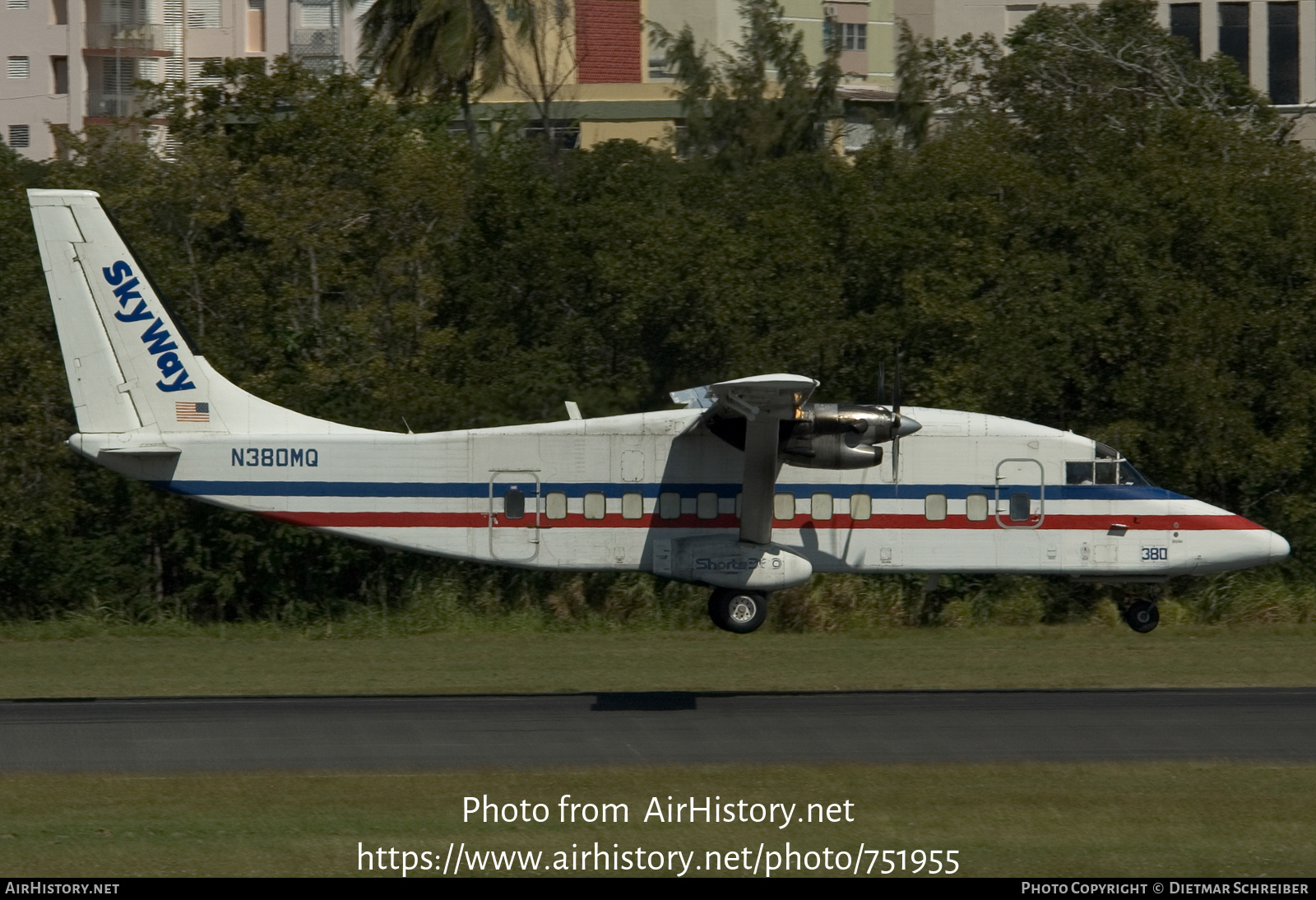 Aircraft Photo of N380MQ | Short 360-200/F | Skyway Airlines | AirHistory.net #751955