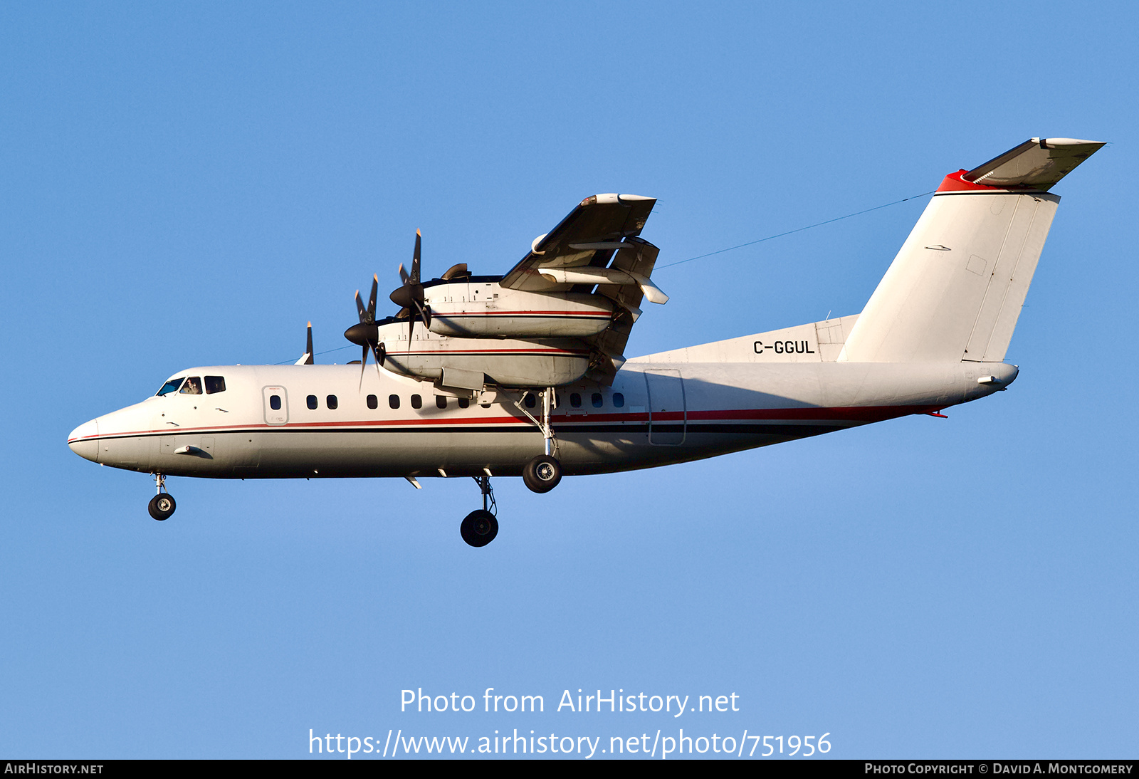 Aircraft Photo of C-GGUL | De Havilland Canada DHC-7-102 Dash 7 | AirHistory.net #751956