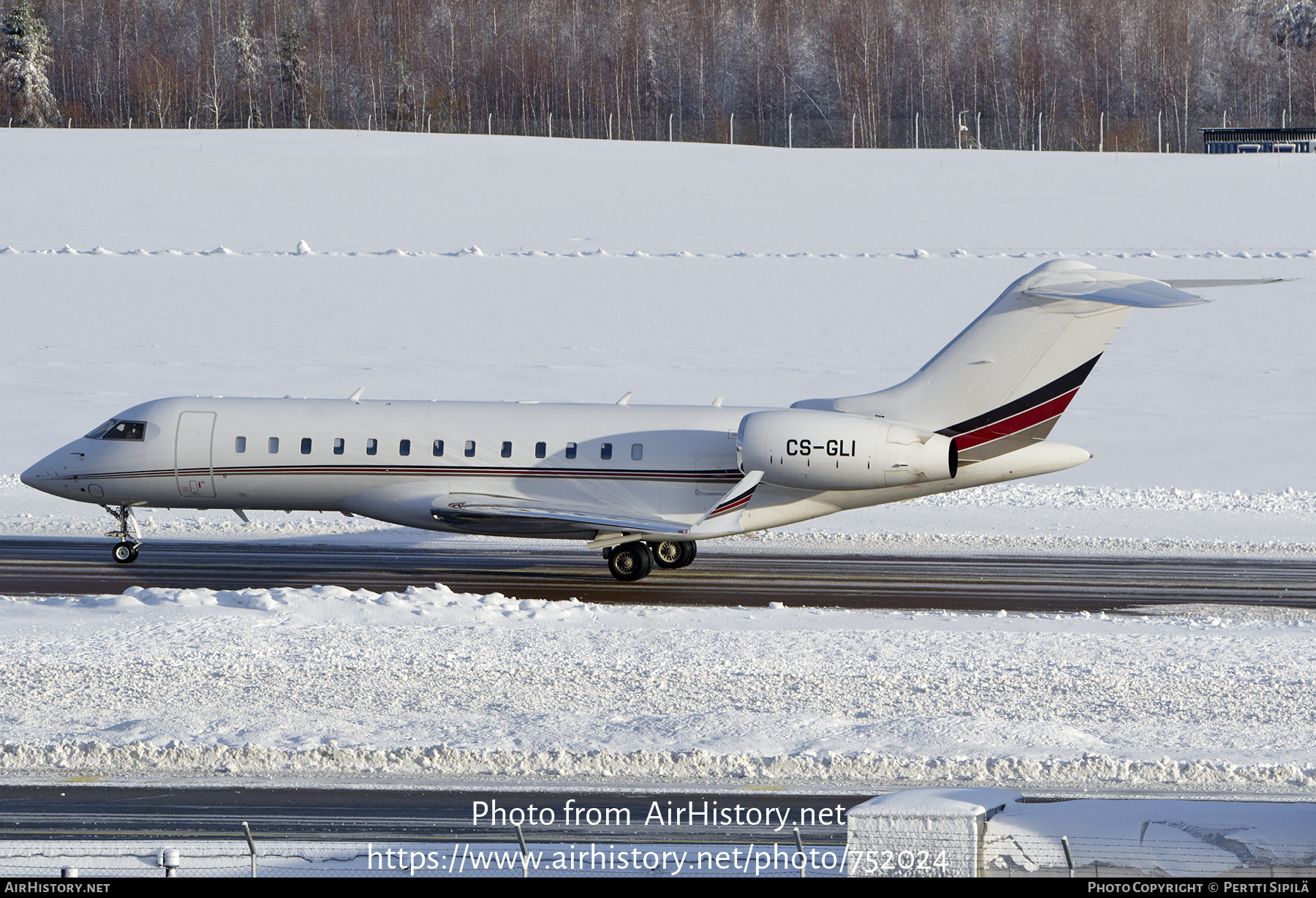 Aircraft Photo of CS-GLI | Bombardier Global 6500 (BD-700-1A10) | AirHistory.net #752024