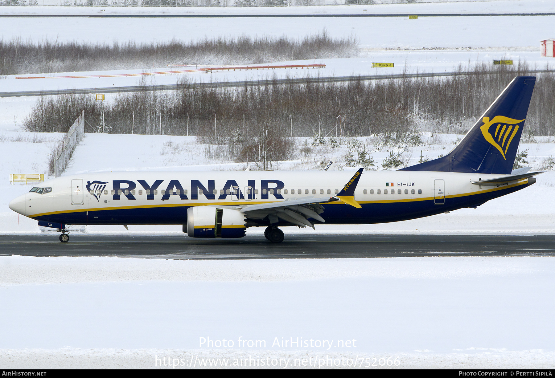 Aircraft Photo of EI-IJK | Boeing 737-8200 Max 200 | Ryanair | AirHistory.net #752066