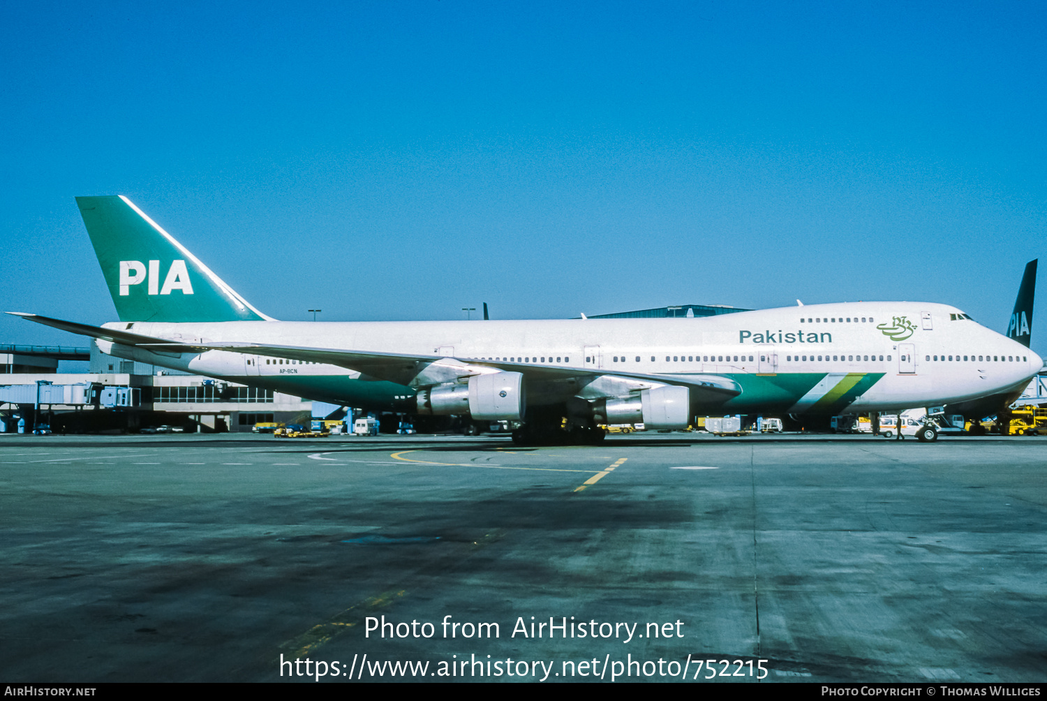 Aircraft Photo of AP-BCN | Boeing 747-217B | Pakistan International Airlines - PIA | AirHistory.net #752215