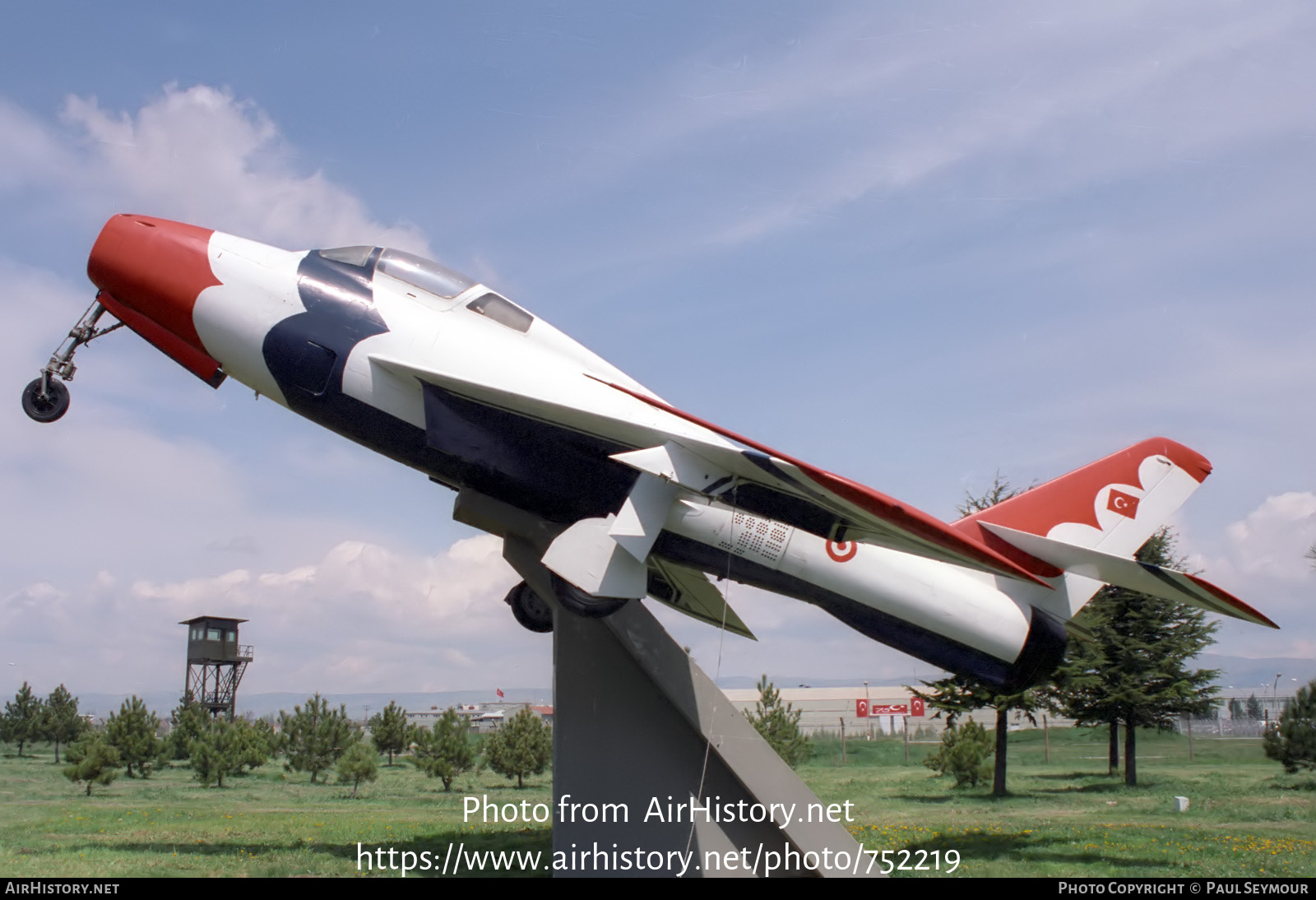 Aircraft Photo of 7142 | Republic F-84F Thunderstreak | Turkey - Air Force | AirHistory.net #752219