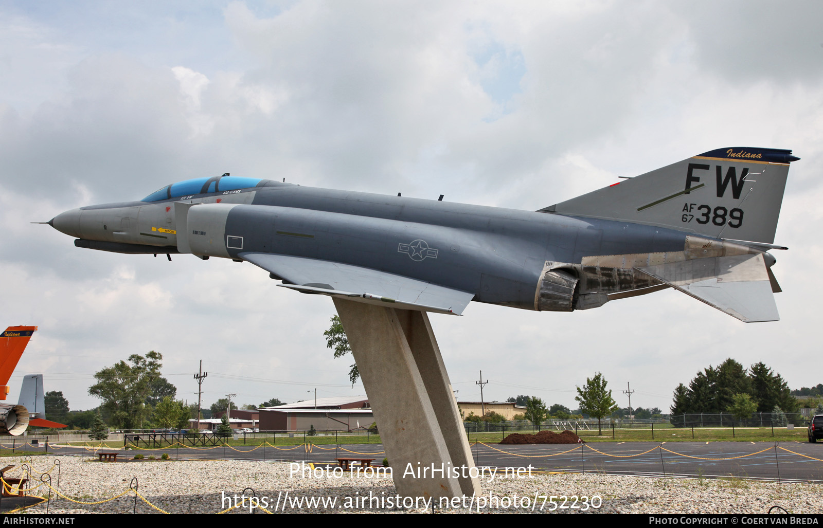 Aircraft Photo of 67-0389 / AF67-389 | McDonnell Douglas F-4E Phantom II | USA - Air Force | AirHistory.net #752230