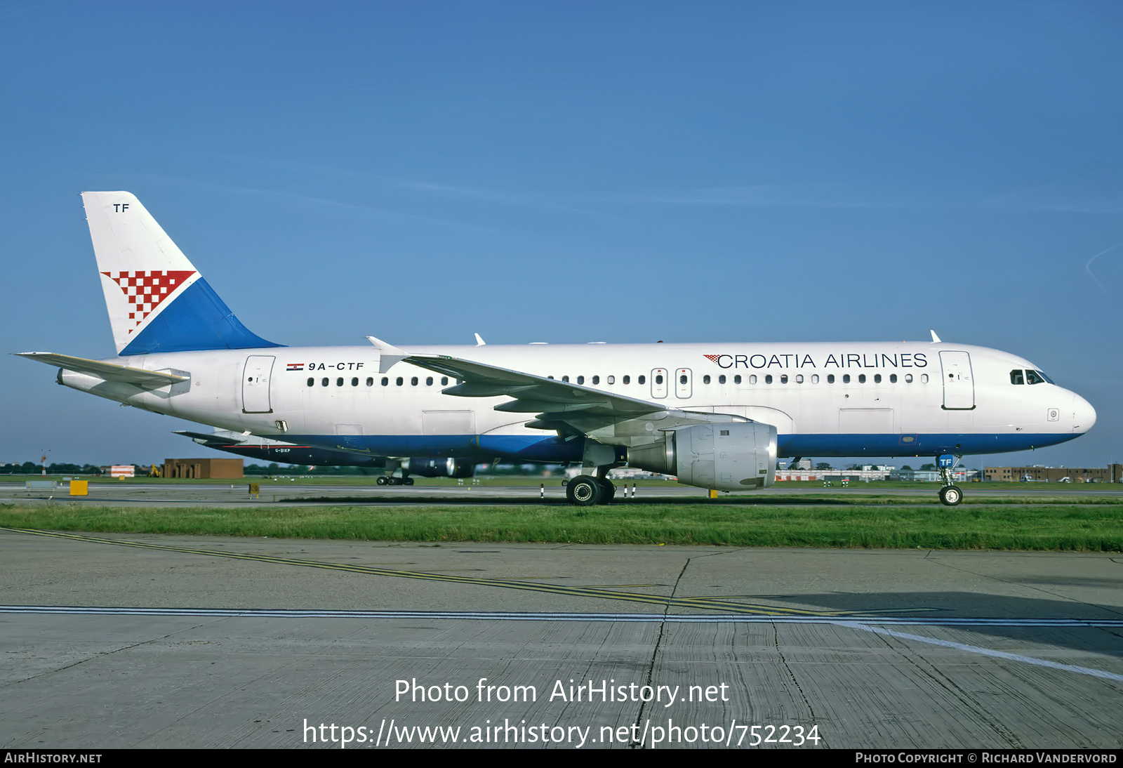 Aircraft Photo of 9A-CTF | Airbus A320-211 | Croatia Airlines | AirHistory.net #752234