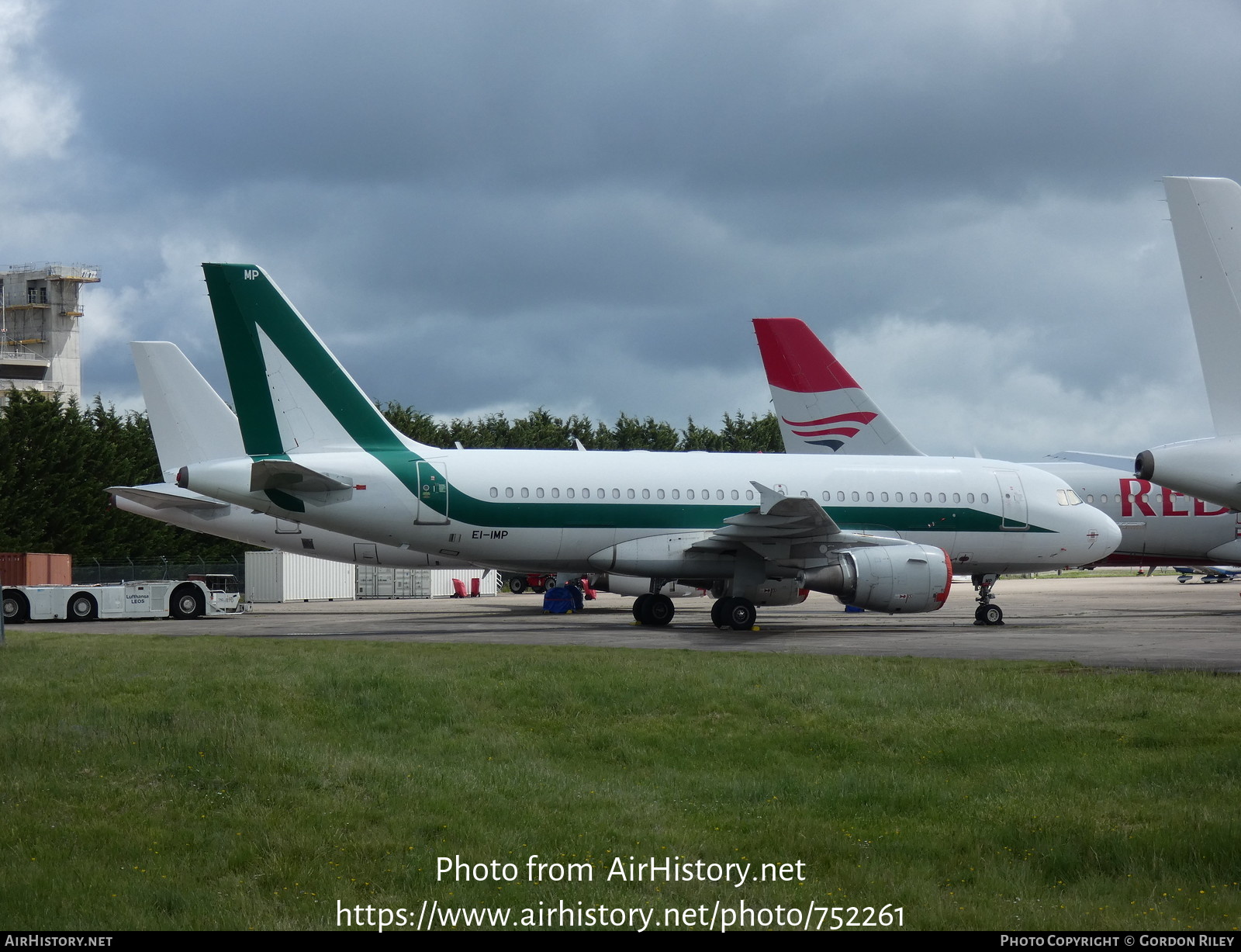 Aircraft Photo of EI-IMP | Airbus A319-111 | AirHistory.net #752261