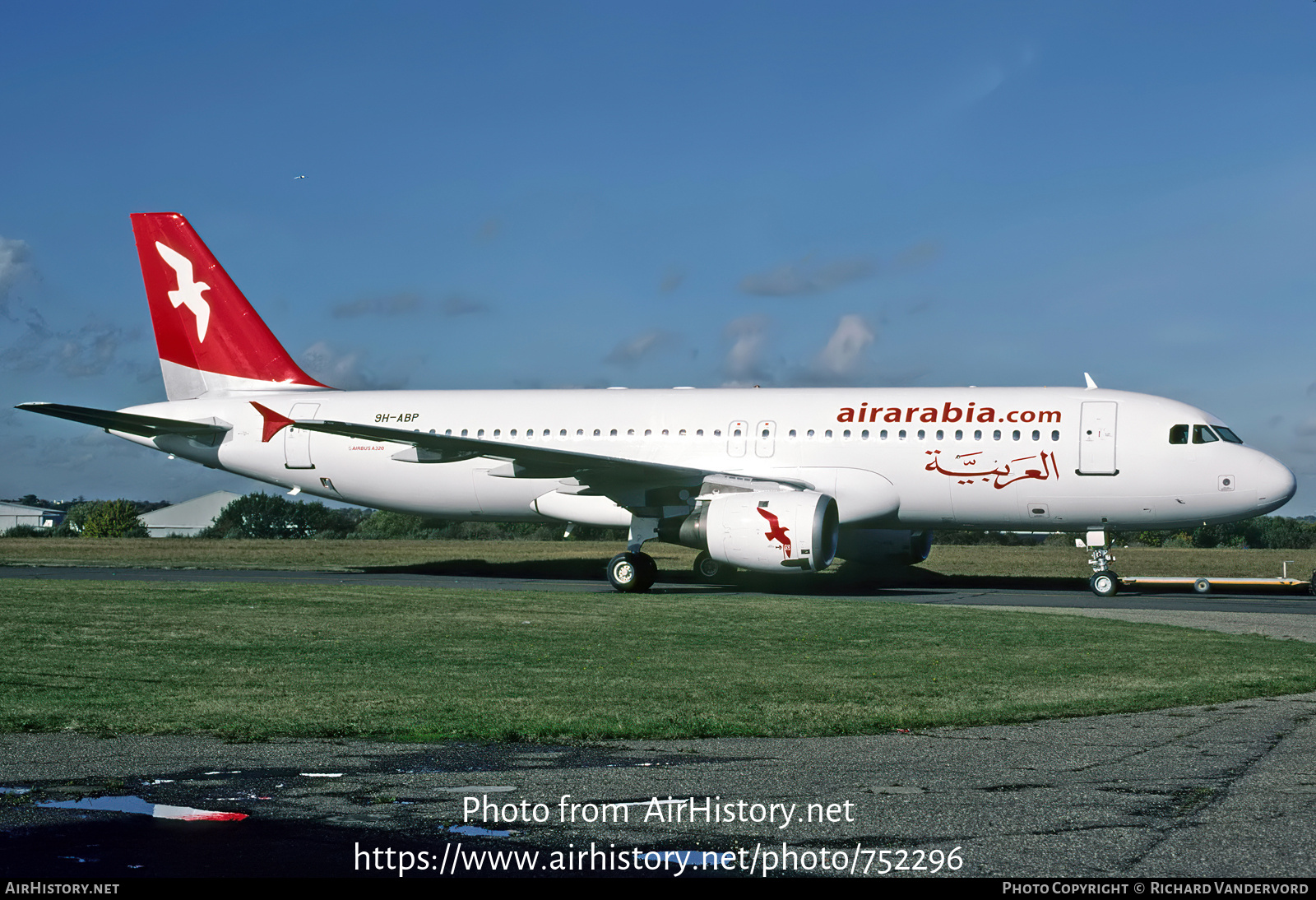 Aircraft Photo of 9H-ABP | Airbus A320-211 | Air Arabia | AirHistory.net #752296