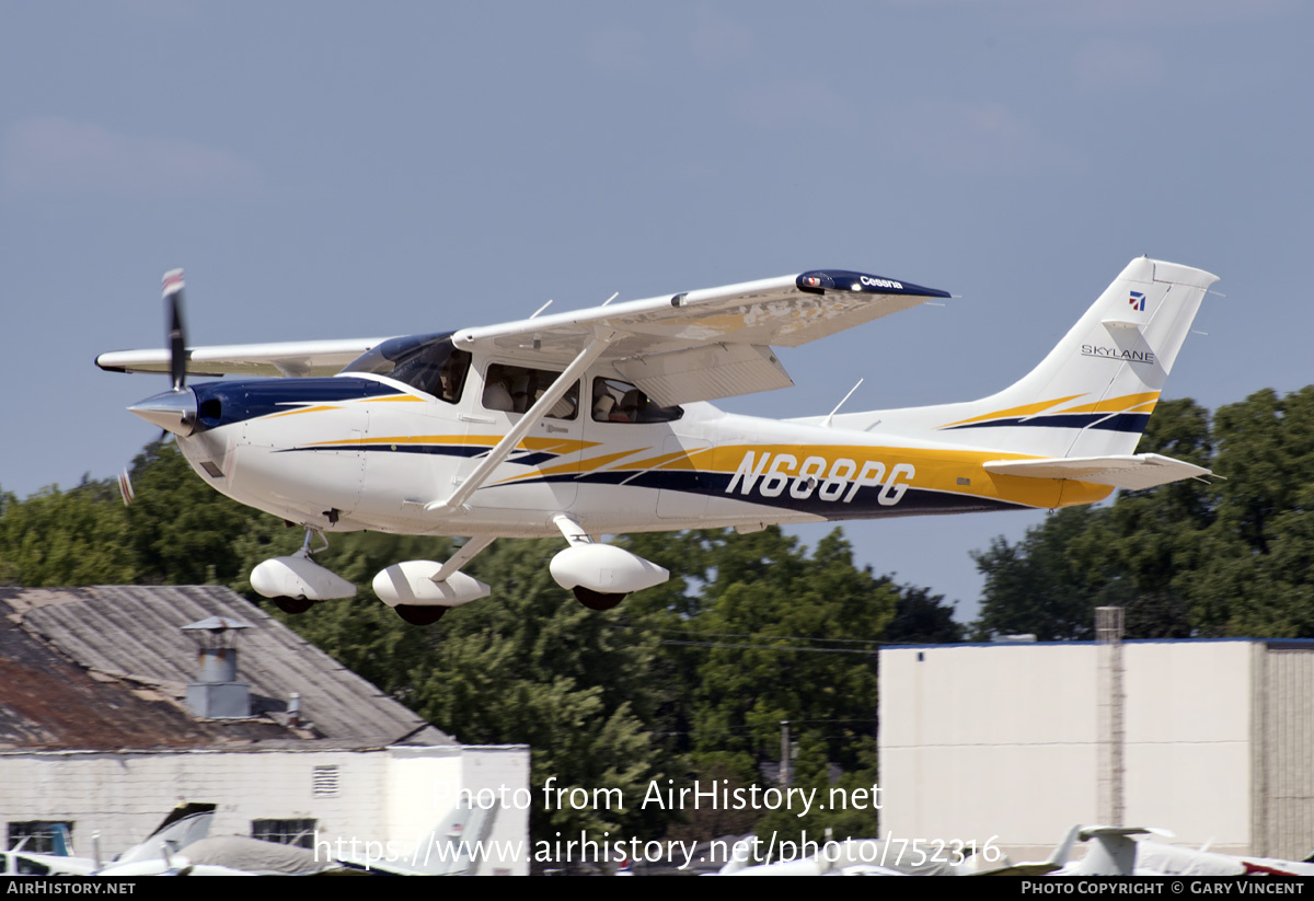 Aircraft Photo of N688PG | Cessna 182T Skylane | AirHistory.net #752316