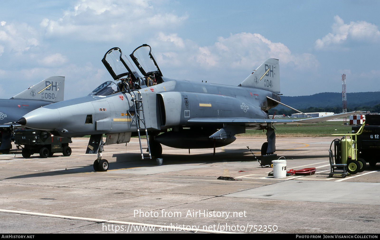 Aircraft Photo of 64-1041 / AF64-041 | McDonnell Douglas RF-4C Phantom II | USA - Air Force | AirHistory.net #752350