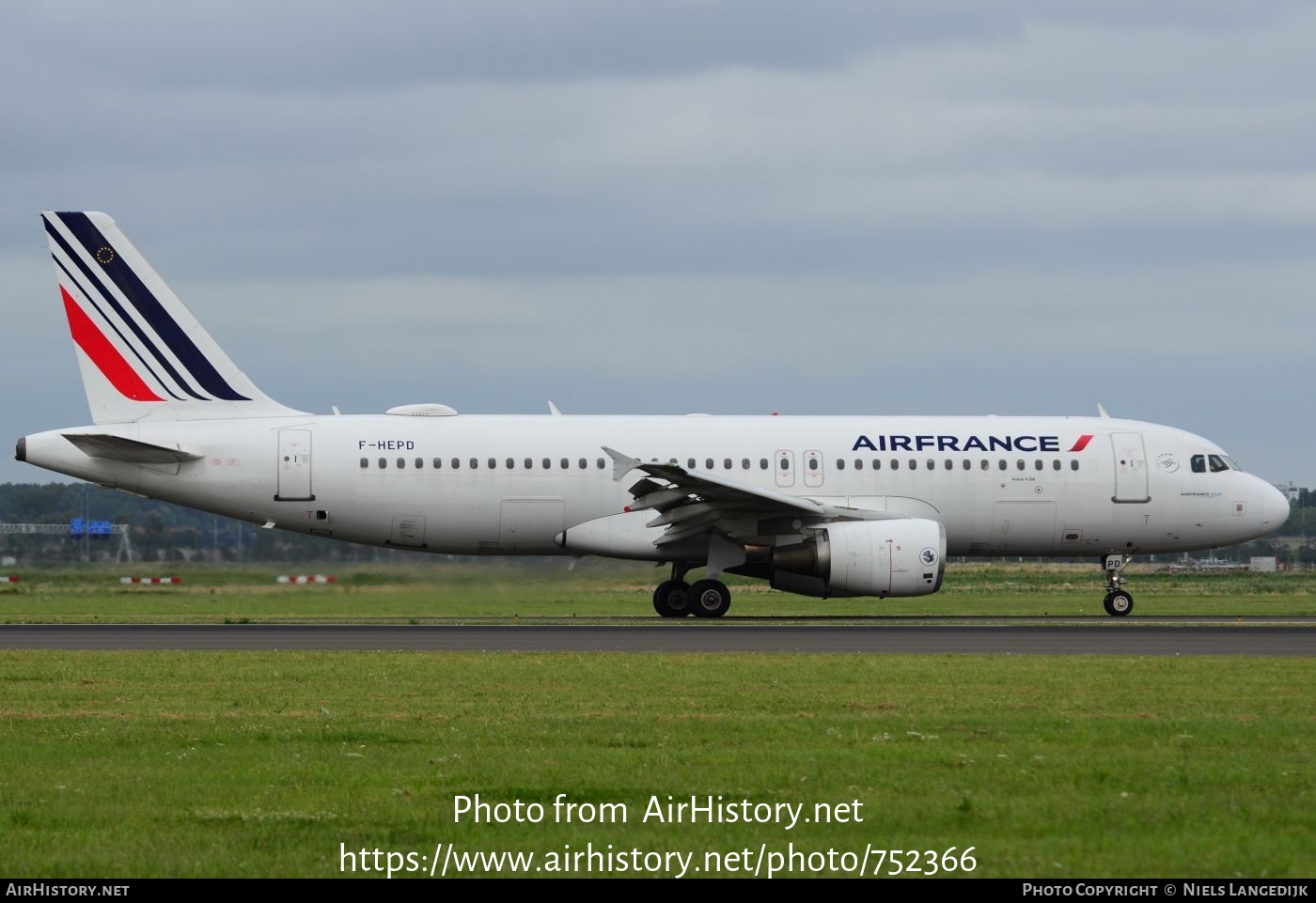 Aircraft Photo of F-HEPD | Airbus A320-214 | Air France | AirHistory.net #752366