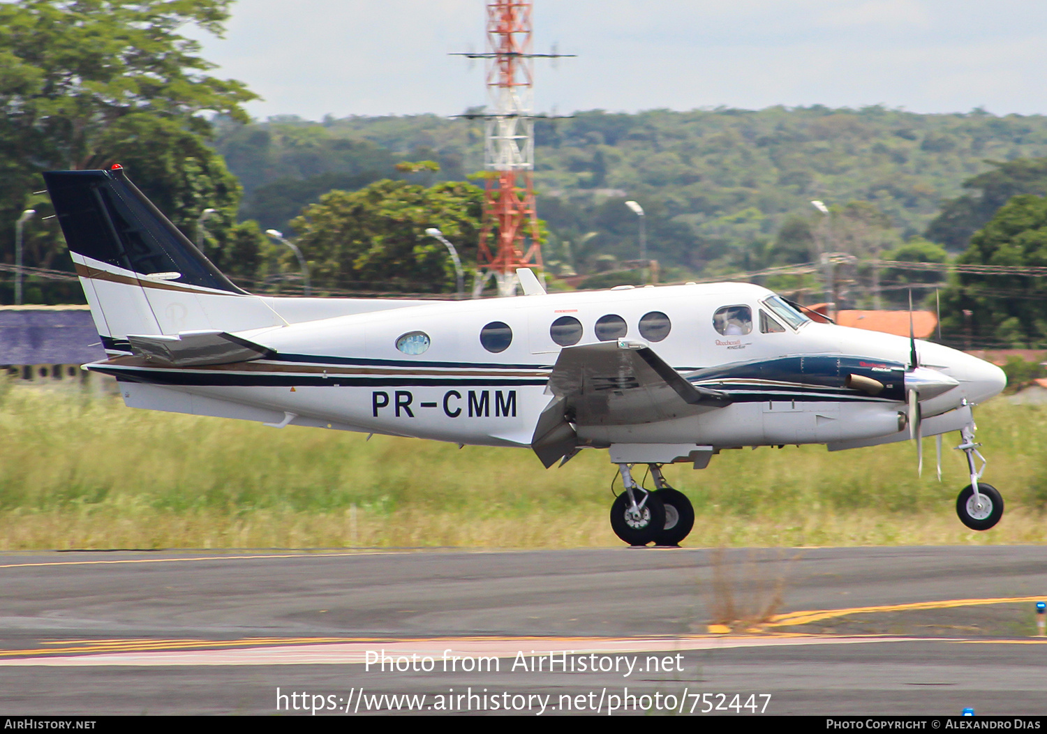 Aircraft Photo of PR-CMM | Hawker Beechcraft C90GT King Air | AirHistory.net #752447