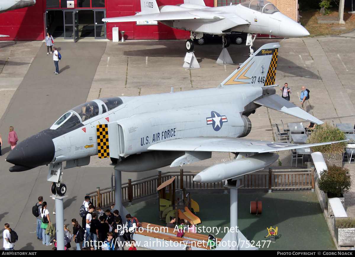 Aircraft Photo of 63-7446 / 37446 | McDonnell F-4C Phantom II | USA - Air Force | AirHistory.net #752477