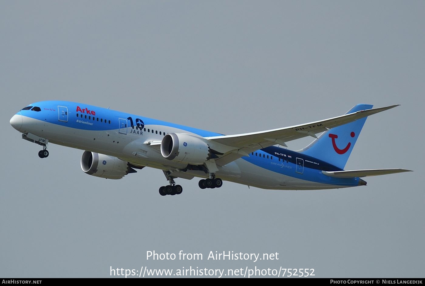 Aircraft Photo of PH-TFM | Boeing 787-8 Dreamliner | Arke | AirHistory.net #752552