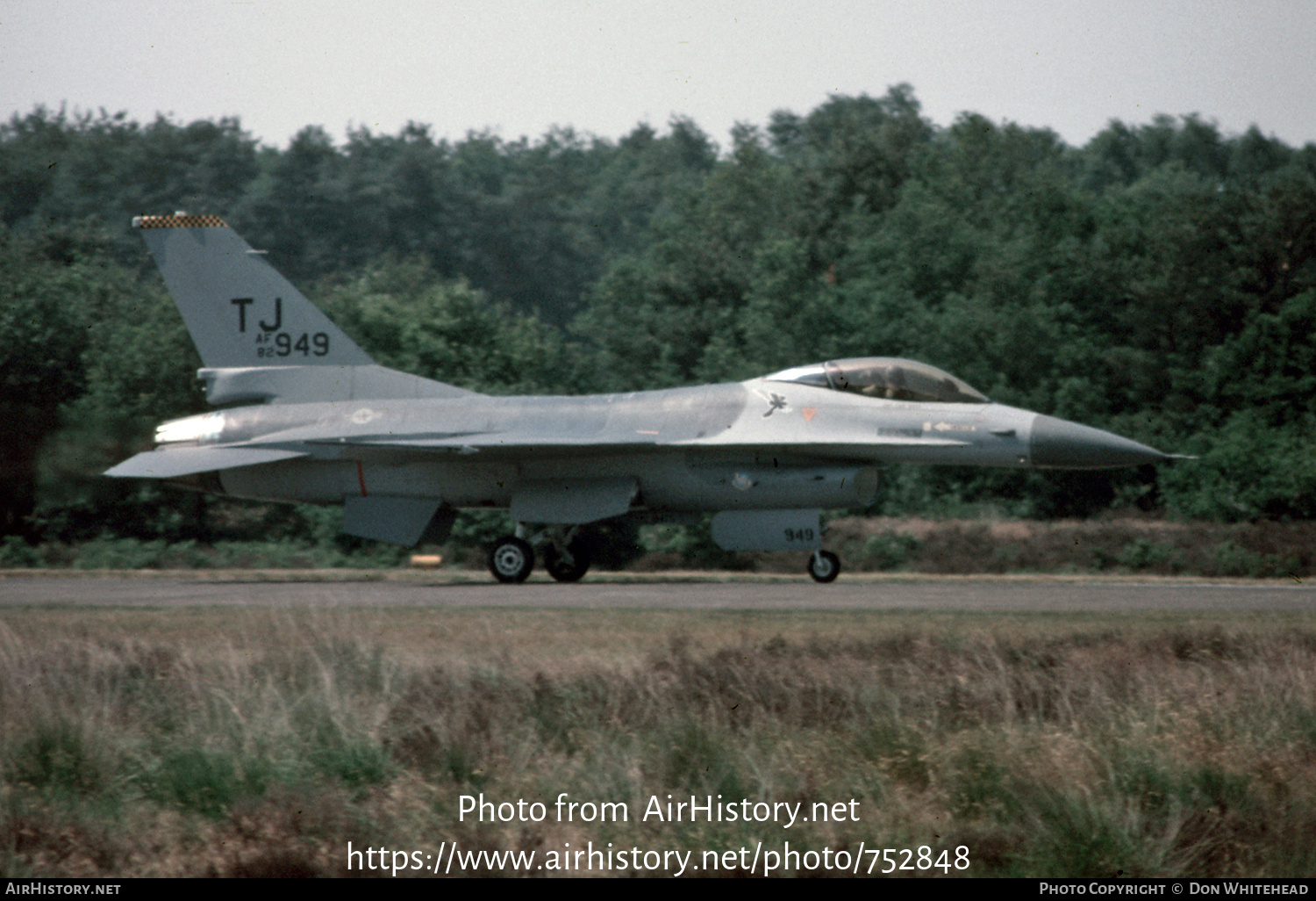 Aircraft Photo of 82-0949 / 82949 | General Dynamics F-16A Fighting Falcon | USA - Air Force | AirHistory.net #752848