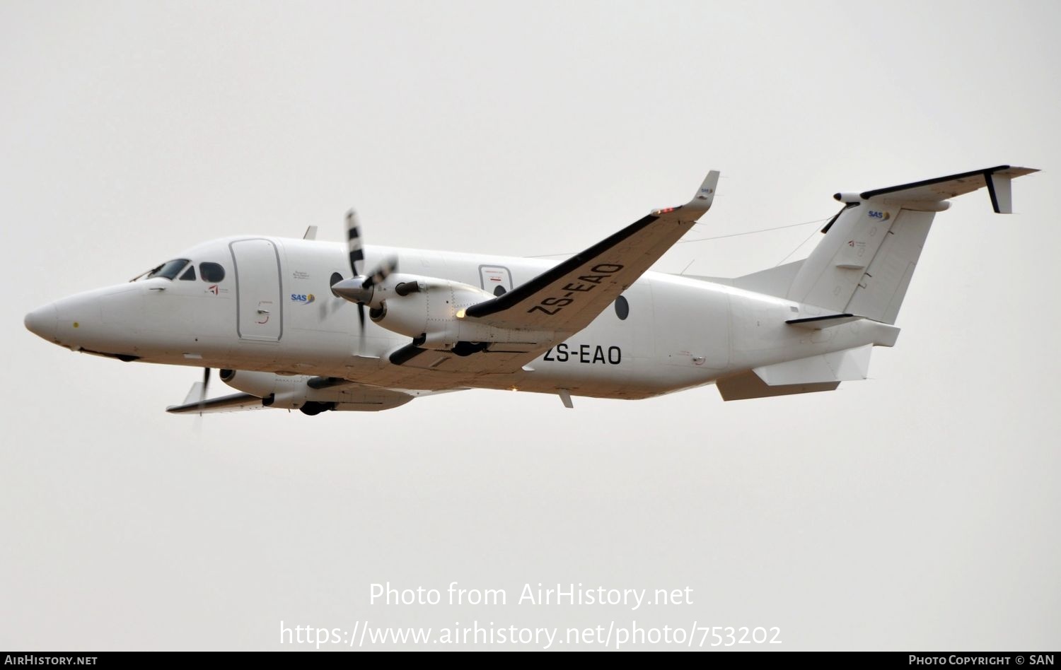 Aircraft Photo of ZS-EAO | Raytheon 1900D | SAS - Sahel Aviation Service | AirHistory.net #753202