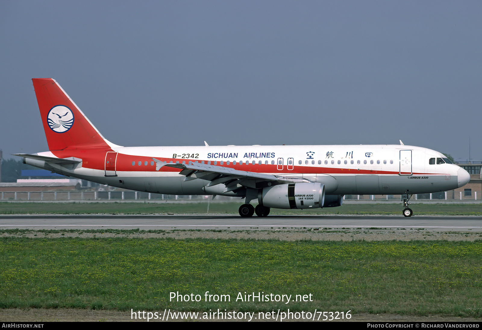 Aircraft Photo of B-2342 | Airbus A320-233 | Sichuan Airlines | AirHistory.net #753216