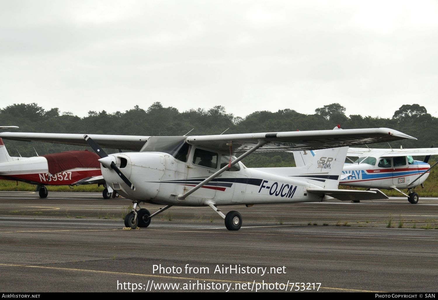 Aircraft Photo of F-OJCM | Cessna 172S Skyhawk | AirHistory.net #753217