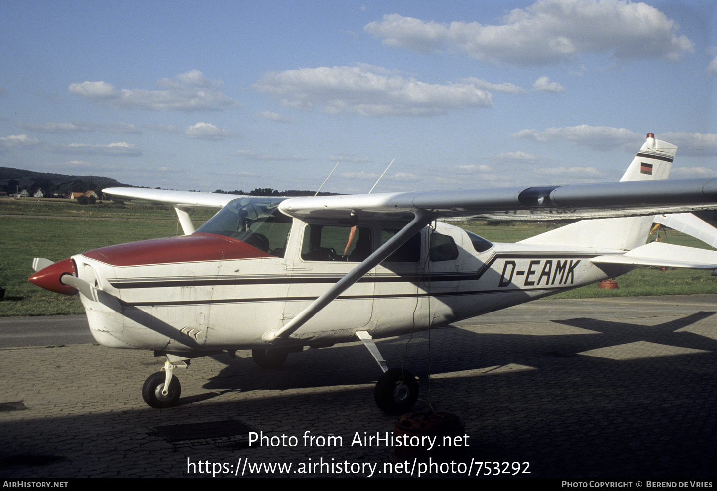 Aircraft Photo of D-EAMK | Cessna T210F Turbo Centurion | AirHistory.net #753292