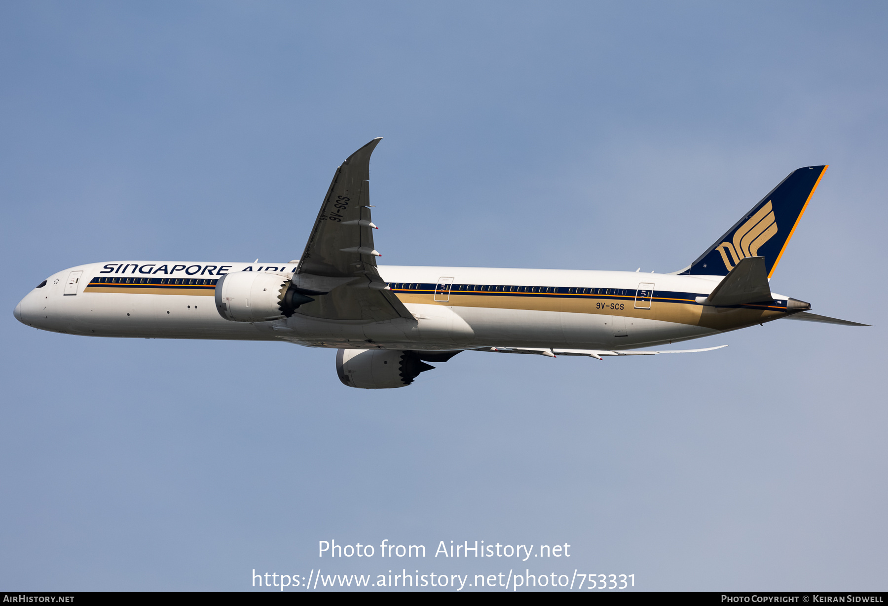 Aircraft Photo of 9V-SCS | Boeing 787-10 Dreamliner | Singapore Airlines | AirHistory.net #753331