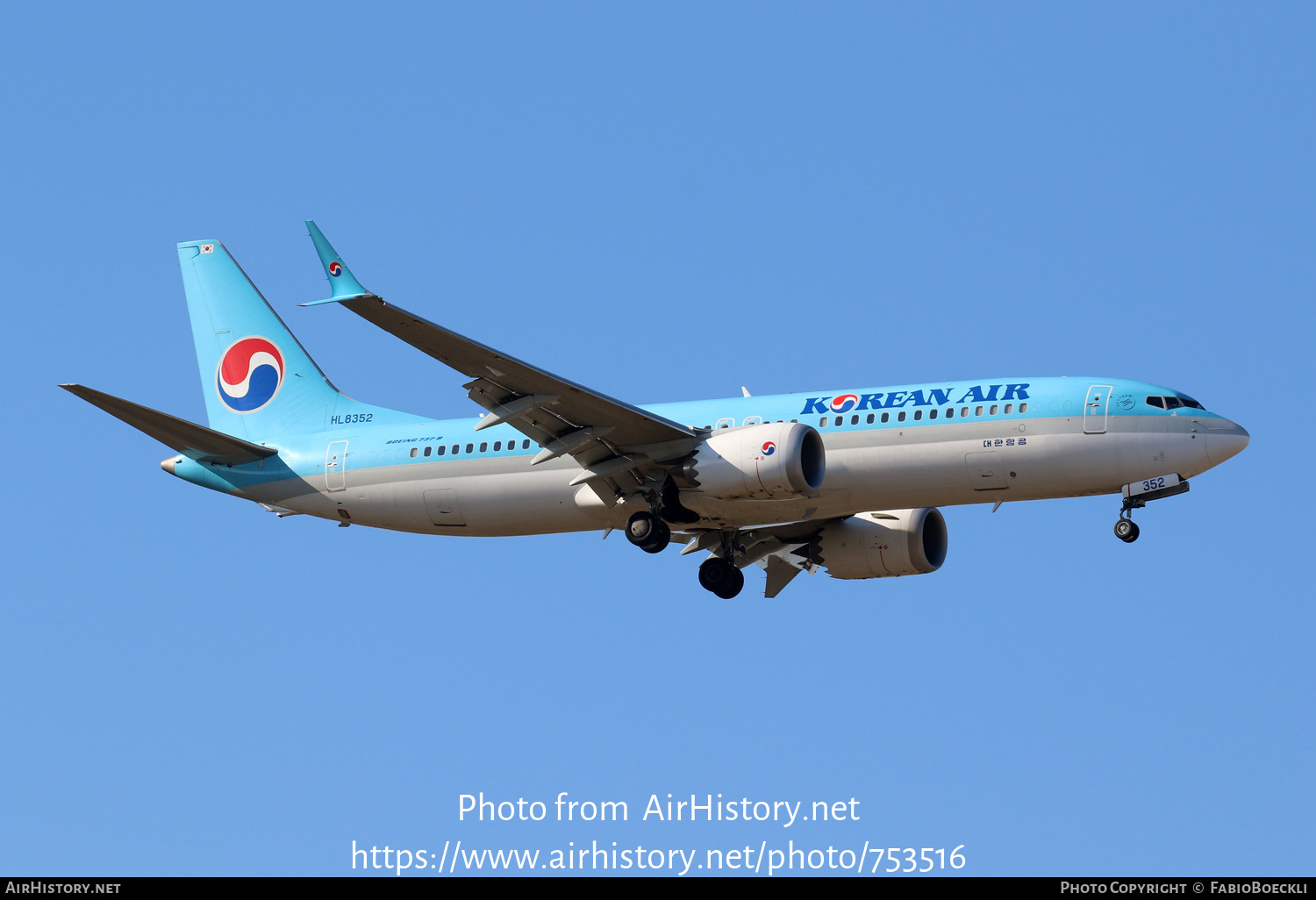 Aircraft Photo of HL8352 | Boeing 737-8 Max 8 | Korean Air | AirHistory.net #753516