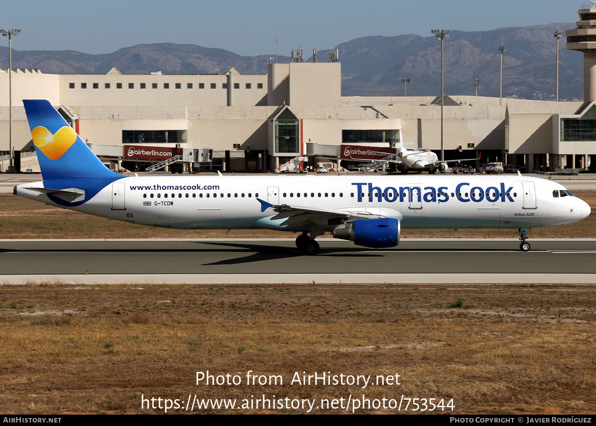 Aircraft Photo of G-TCDW | Airbus A321-211 | Thomas Cook Airlines | AirHistory.net #753544