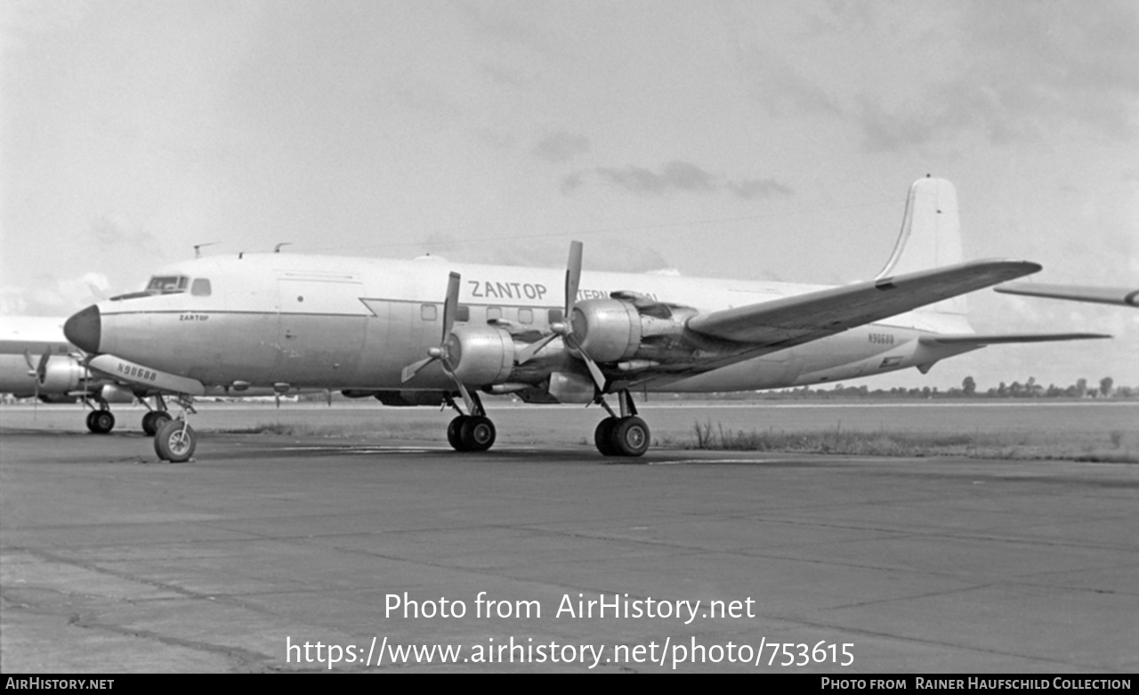 Aircraft Photo of N90688 | Douglas DC-6B(F) | Zantop International Airlines | AirHistory.net #753615