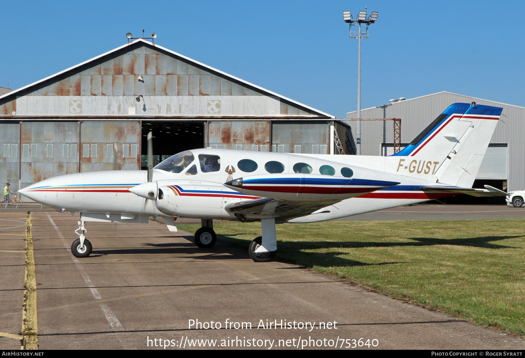 Aircraft Photo of F-GUST | Cessna 421B Golden Eagle | AirHistory.net #753640