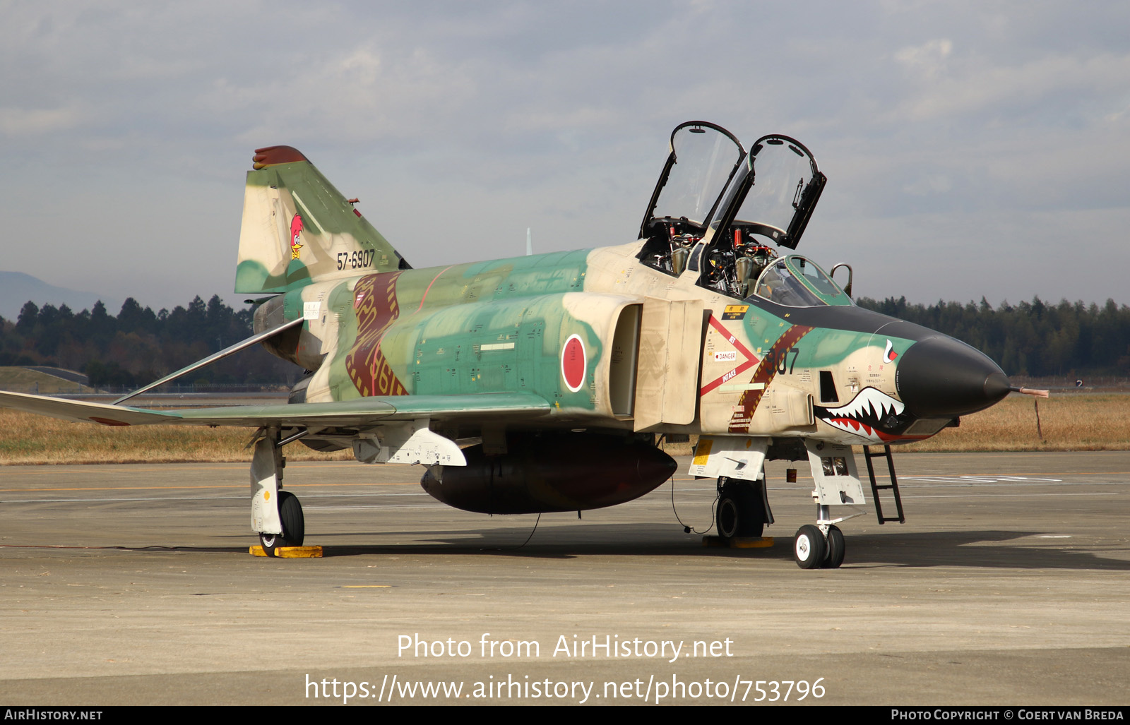 Aircraft Photo of 57-6907 | McDonnell Douglas RF-4EJ Kai Phantom II | Japan - Air Force | AirHistory.net #753796