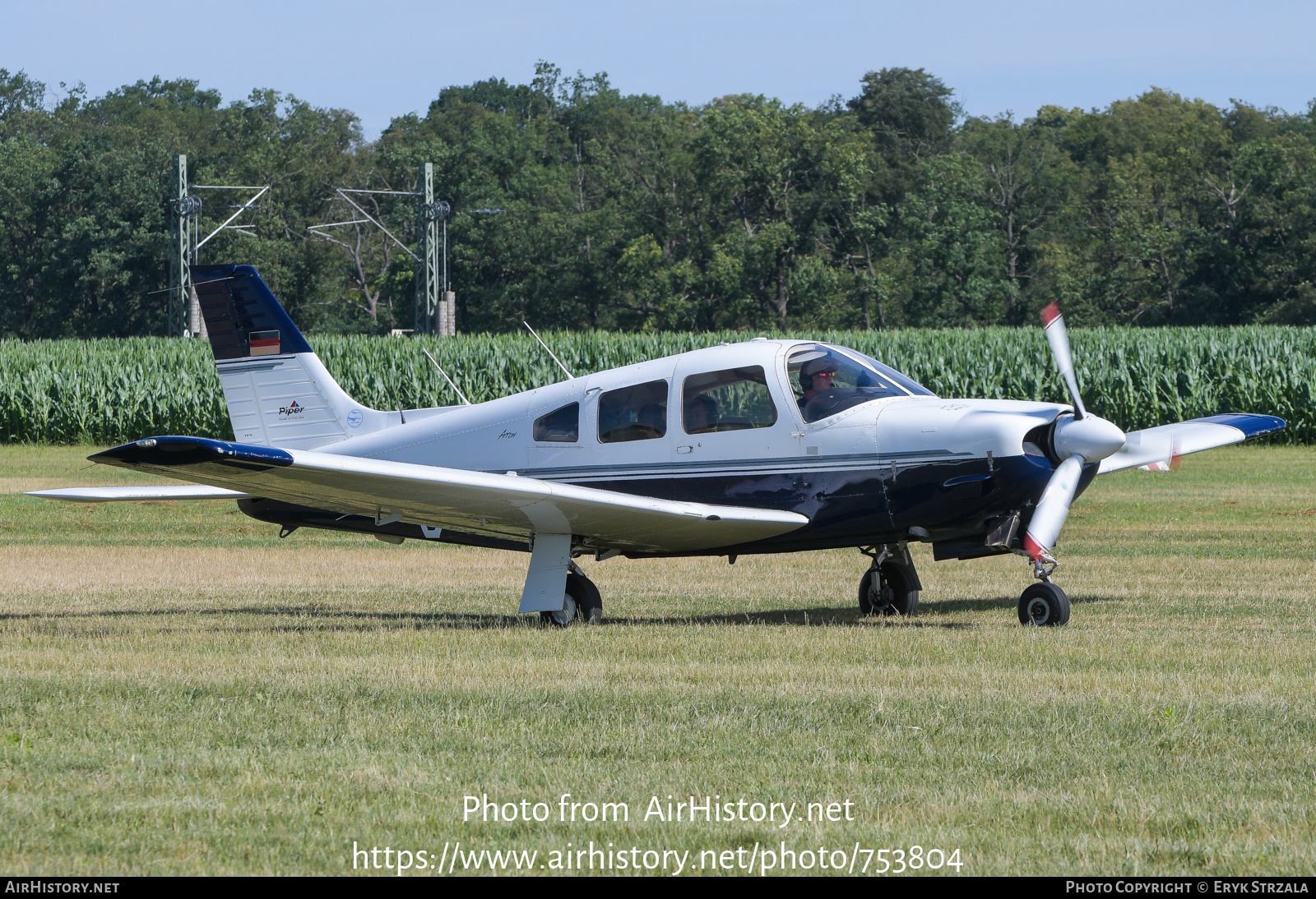 Aircraft Photo of D-ERRO | Piper PA-28R-201 Arrow | AirHistory.net #753804