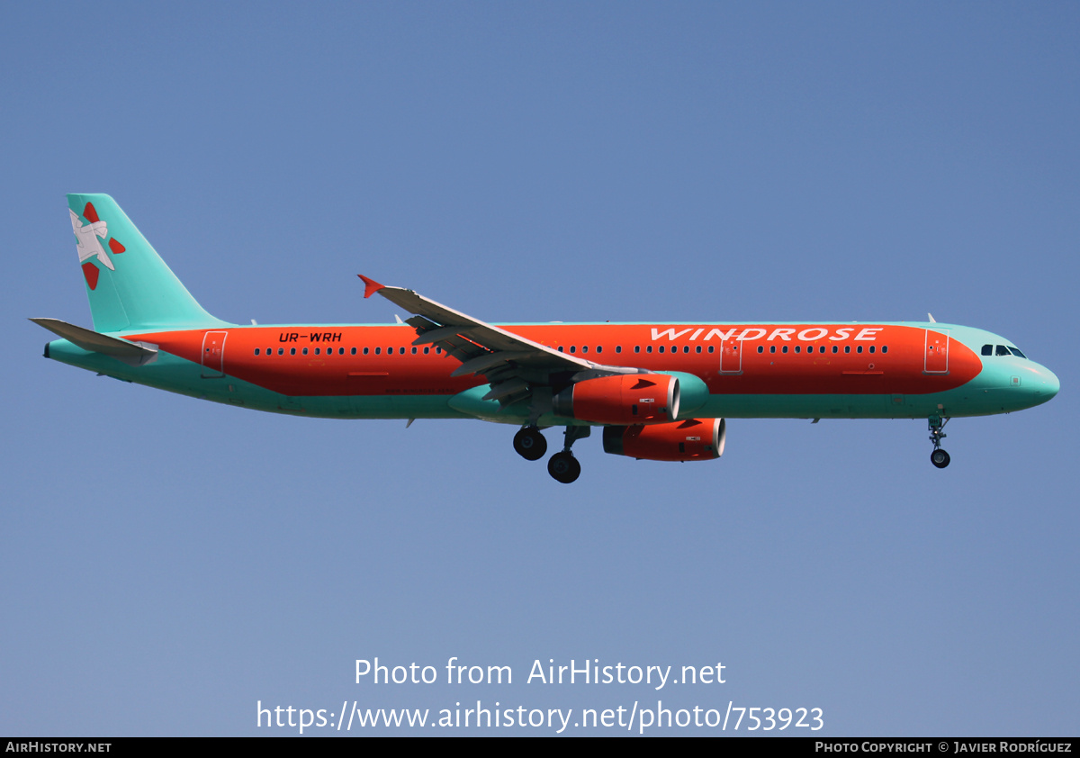 Aircraft Photo of UR-WRH | Airbus A321-231 | Windrose | AirHistory.net #753923