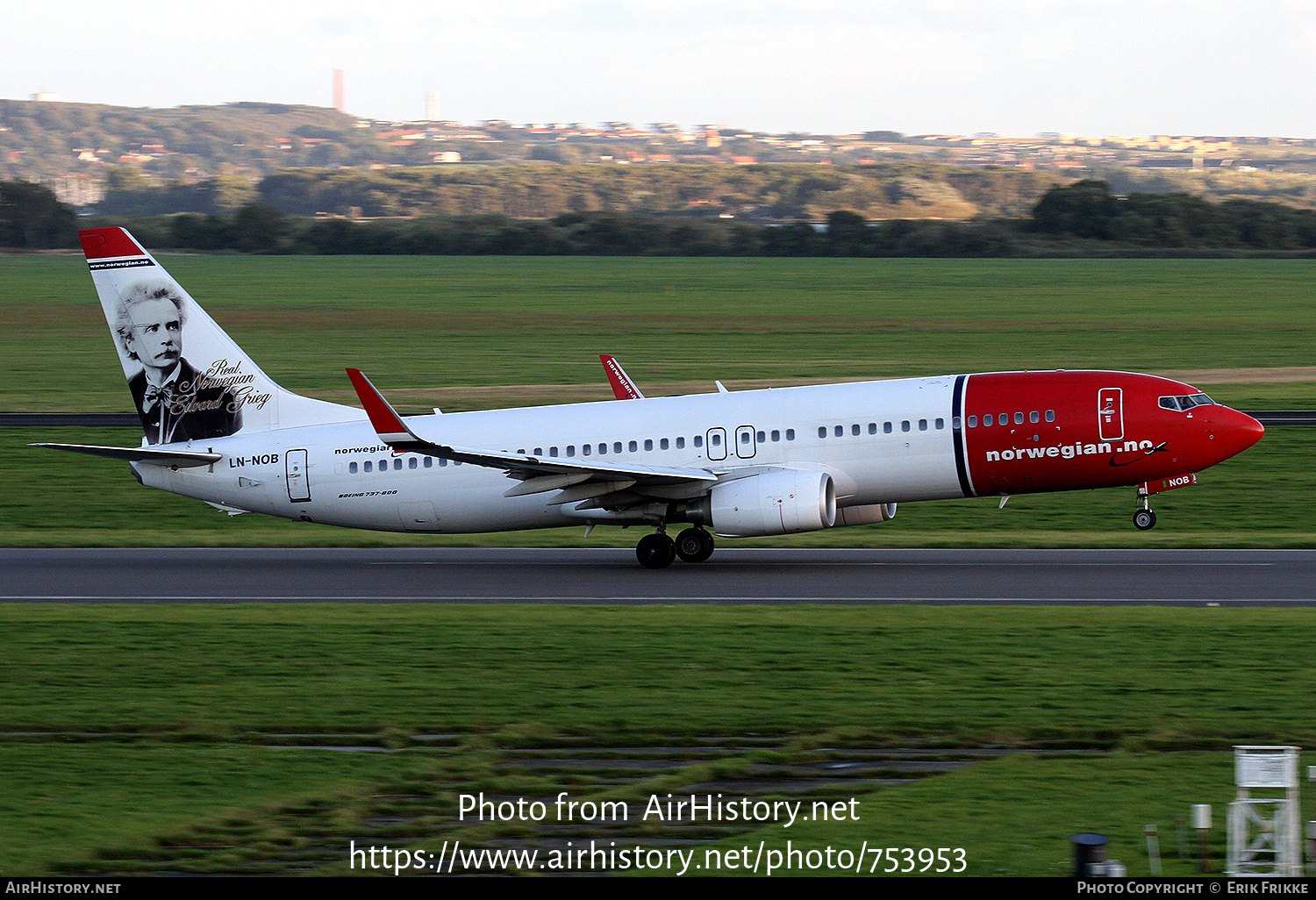 Aircraft Photo of LN-NOB | Boeing 737-8FZ | Norwegian | AirHistory.net #753953