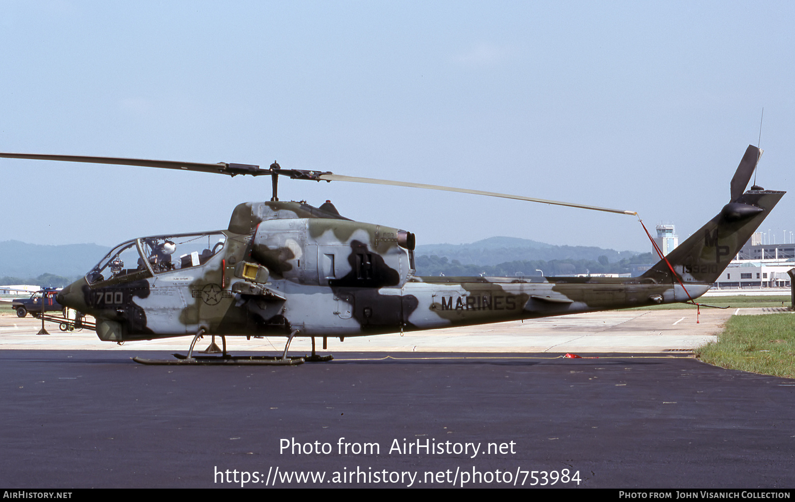 Aircraft Photo of 159210 | Bell AH-1J Sea Cobra (209) | USA - Marines | AirHistory.net #753984