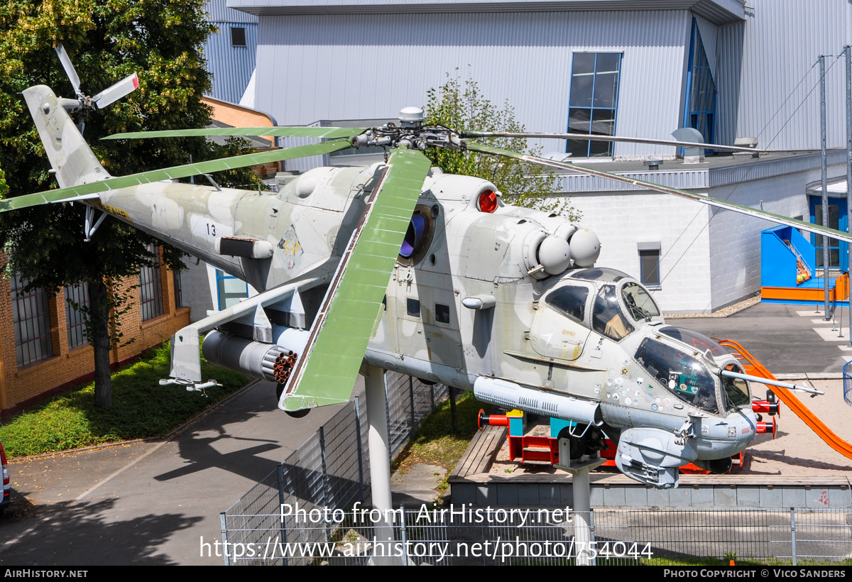 Aircraft Photo of 9834 | Mil Mi-24P | East Germany - Air Force | AirHistory.net #754044