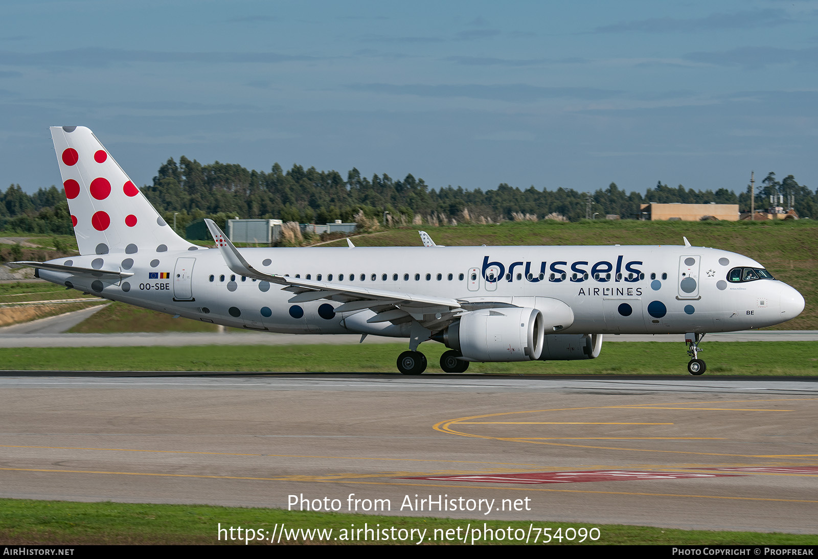 Aircraft Photo of OO-SBE | Airbus A320-251N | Brussels Airlines | AirHistory.net #754090