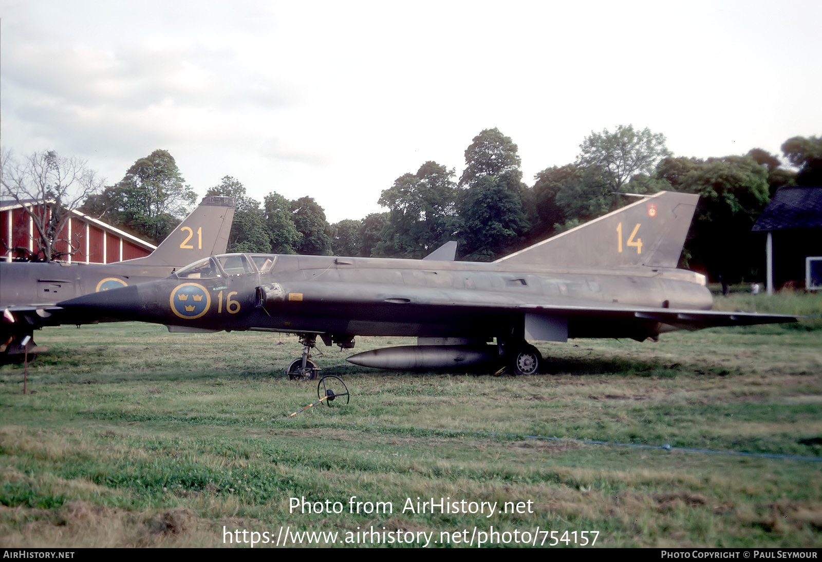 Aircraft Photo of 35051 | Saab J35A Draken | Sweden - Air Force | AirHistory.net #754157