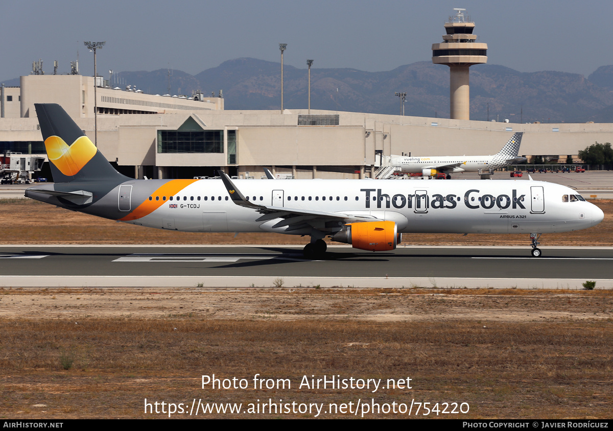 Aircraft Photo of G-TCDJ | Airbus A321-211 | Thomas Cook Airlines | AirHistory.net #754220