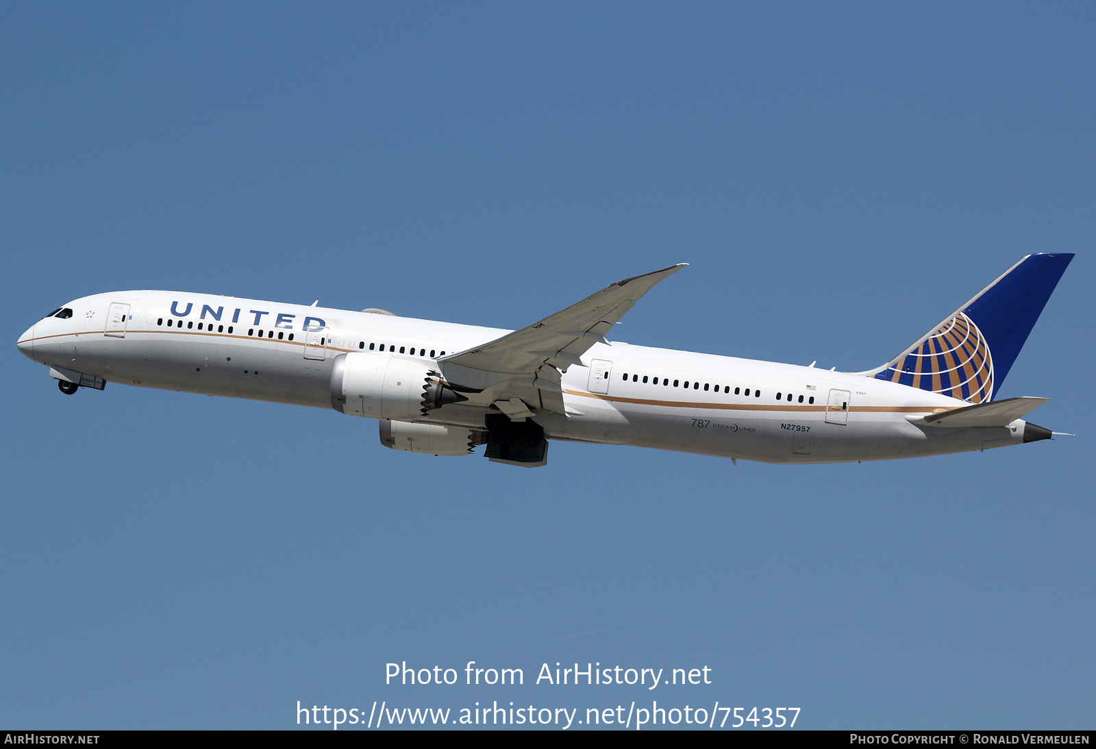 Aircraft Photo of N27957 | Boeing 787-9 Dreamliner | United Airlines | AirHistory.net #754357