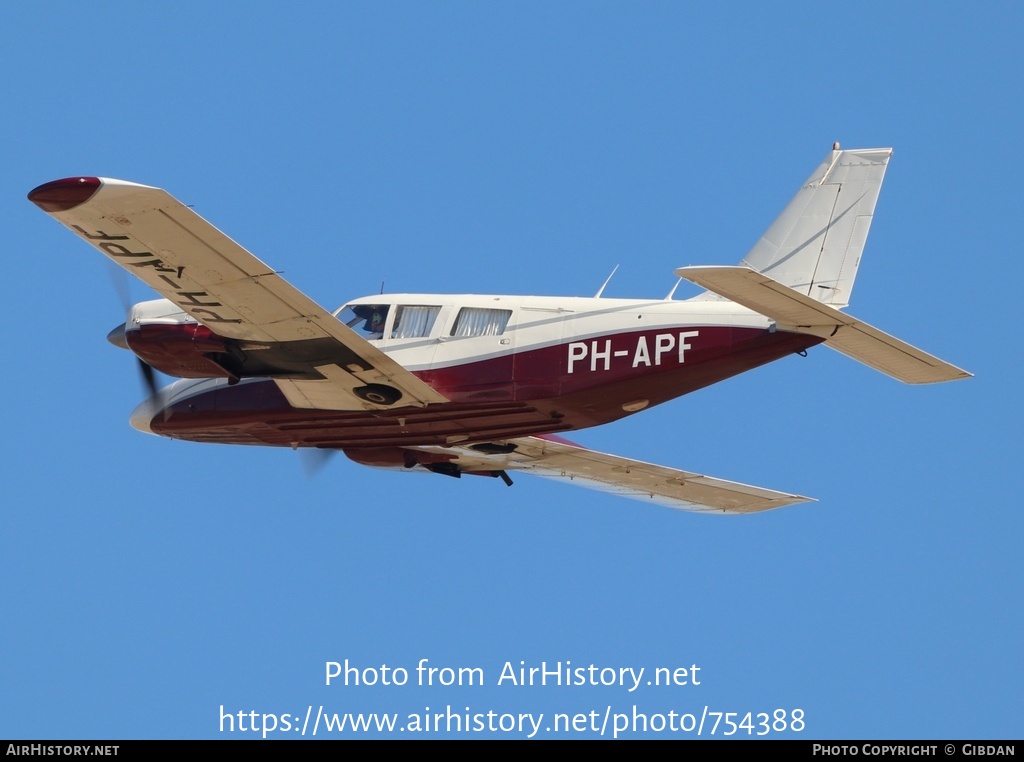 Aircraft Photo of PH-APF | Piper PA-34-200 Seneca | AirHistory.net #754388