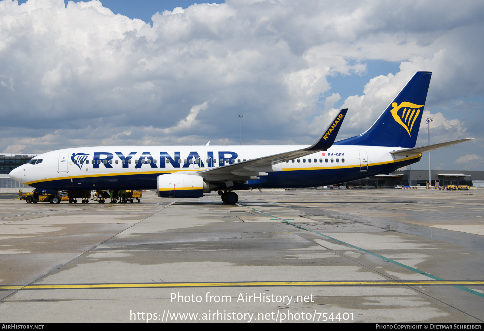 Aircraft Photo of 9H-QEM | Boeing 737-800 | Ryanair | AirHistory.net #754401