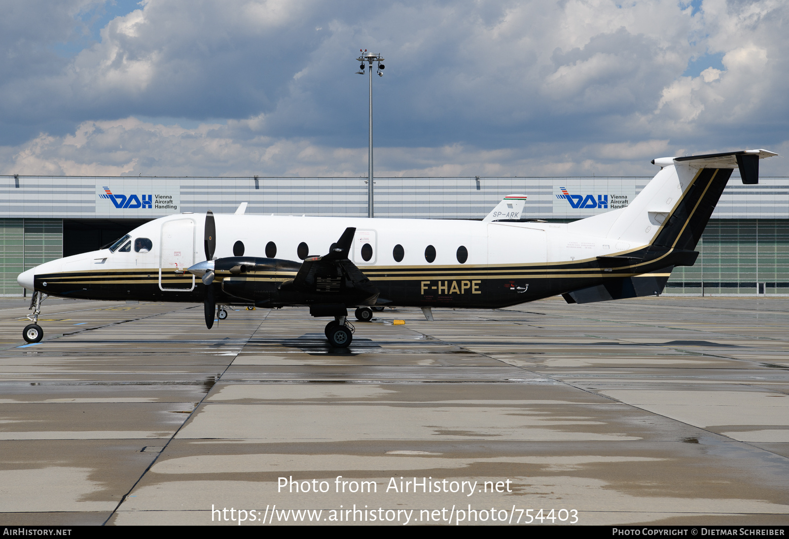 Aircraft Photo of F-HAPE | Raytheon 1900D | AirHistory.net #754403