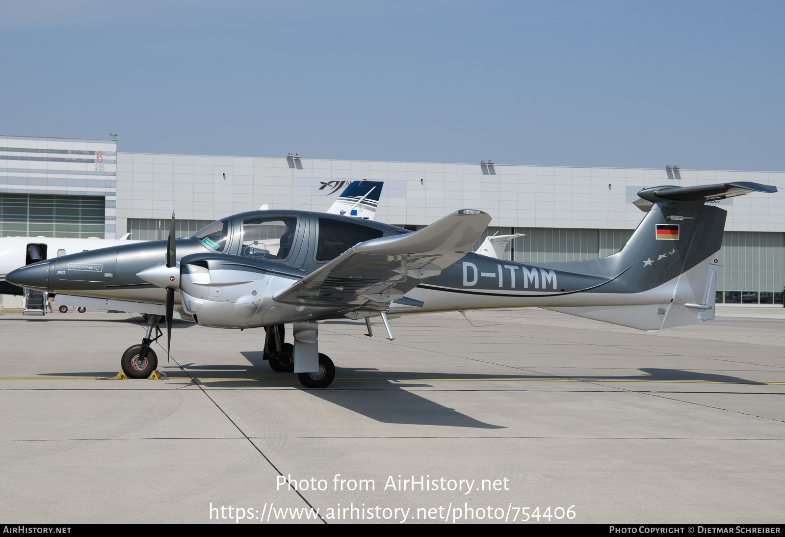 Aircraft Photo of D-ITMM | Diamond DA62 | AirHistory.net #754406